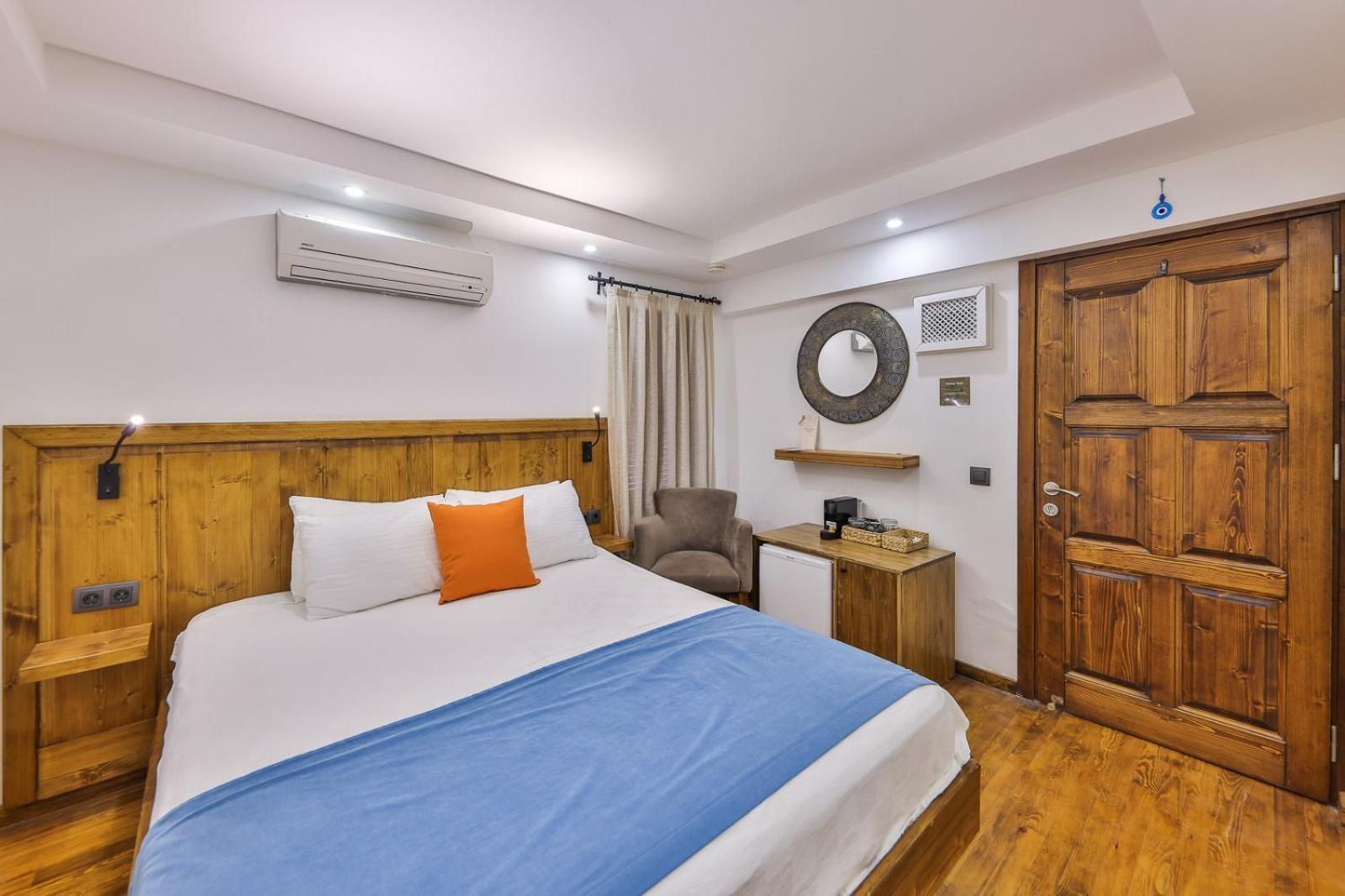 Old Town Hotel كالكان المظهر الخارجي الصورة