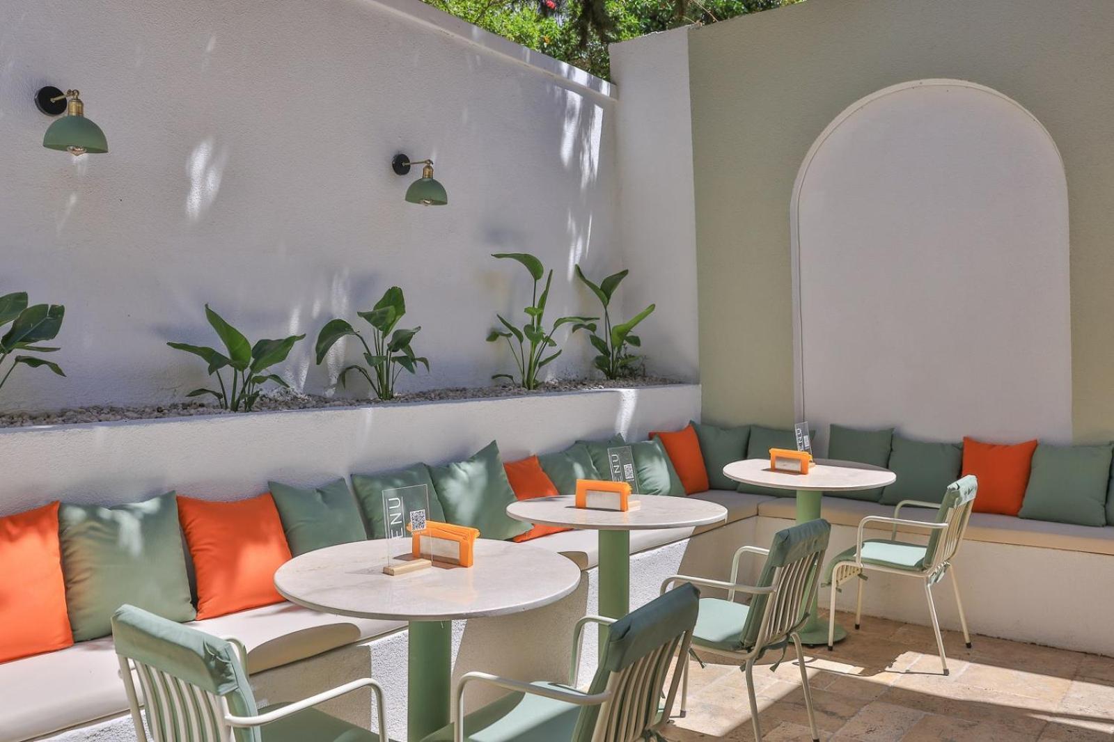 Old Town Hotel كالكان المظهر الخارجي الصورة